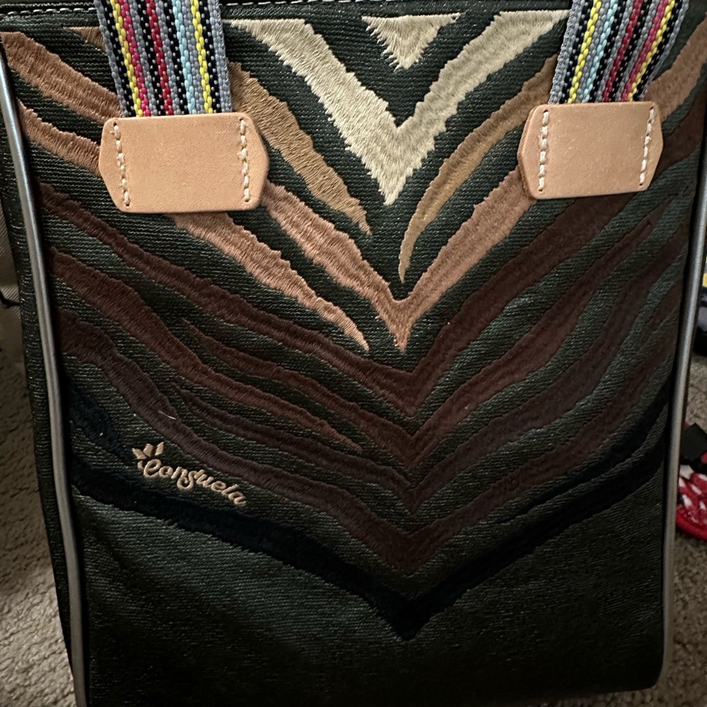 Consuela tote